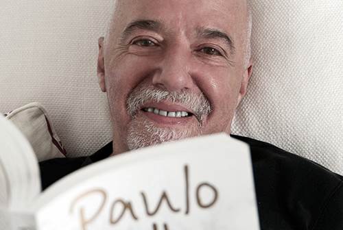 Paulo Coelho regresa a las librerías