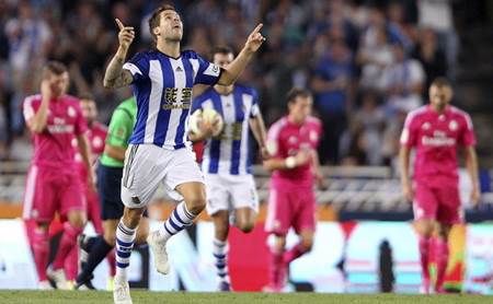 Chicarito llega a un Real Madrid en 'horas bajas'