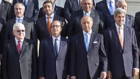 La coalición no es sólo militar