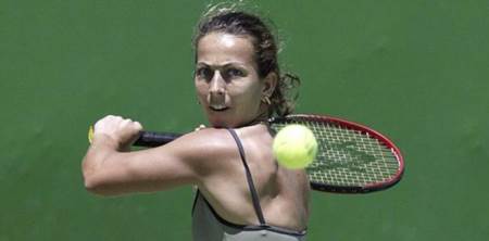 Carlos Moyá será sustituido por Gala León como Capitán de la Davis