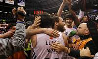 El Madrid gana en la bocina