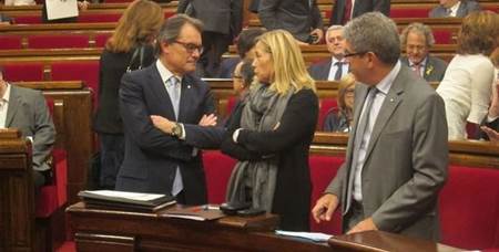 El gobierno ya prepara su estrategia contra la consulta alternativa