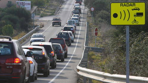 La DGT propone radares visibles