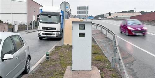 La DGT deja de 'buscar la multa'