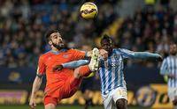 El Malaga gana al Valencia