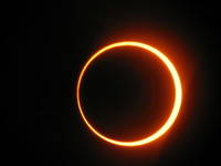 El Planetario de Madrid organiza la observación pública del eclipse