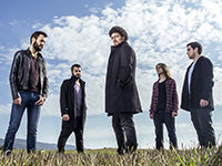 ¿Qué canciones llenan la playlist de Shinova ?