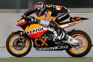 Terol y Márquez acechan el título y Lorenzo pierde fuelle