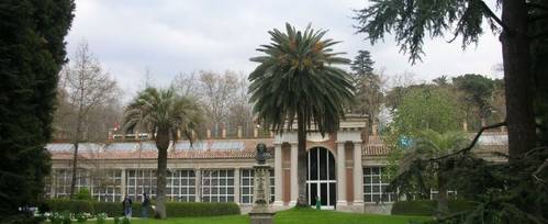 Un verano entre jardines y árboles