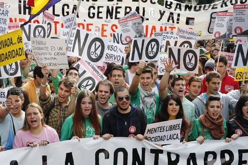 La Comunidad de Madrid rebaja un 10% las tasas universitarias