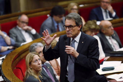Rafael Catalá no cree que Mas se atreverá a hacer lo que anuncia