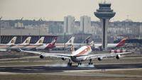 Competencia pide rebajar las tasas aeroportuarias