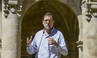 Rajoy da marcha atrás con la sanidad para los inmigrantes irregulares