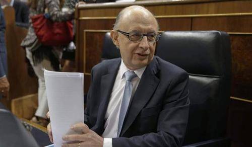 El déficit estatal cae un 17%
