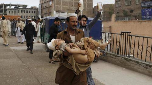 Unicef advierte de las amenazas para los niños tras el seismo en Afganistán y Pakistan