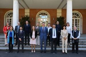 Sánchez se reúne con líderes del pueblo gitano en su día internacional