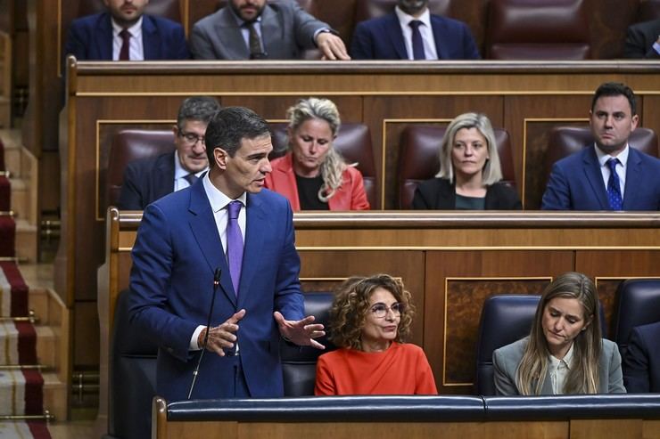 Sánchez pide apoyo del Congreso ante la subida de aranceles