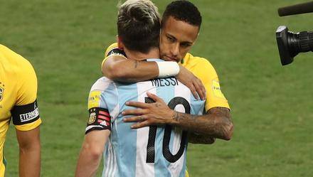 Argentina 'toca fondo' pero 'sigue viva'