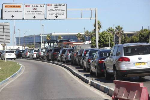 Comienza la Operación Paso del Estrecho