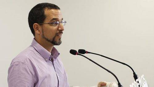 Iglesias 'liquida' a Sergio Pascual