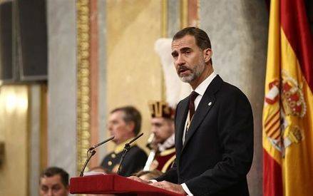 El Rey reclama a los diputados y senadores 'generosidad, responsabilidad, respeto y entendimiento'