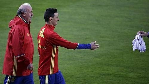 Vicente del Bosque publica dos listas de convocados