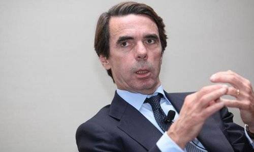 Aznar es muy libre de denunciar a Hacienda