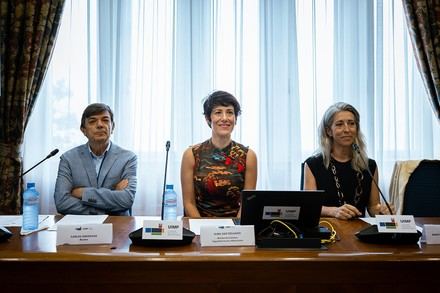 Elma Saiz resalta la importancia del Pacto de Toledo y presenta una nueva herramienta para el gasto en pensiones