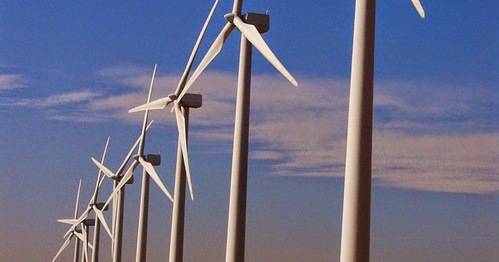 El viento y la lluvía abaratan 31,50 euros la luz