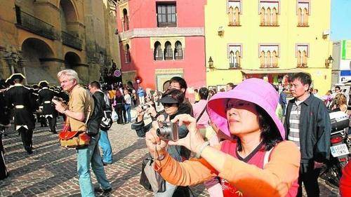 España recibe casi un 5% más de turismo internacional en 2015