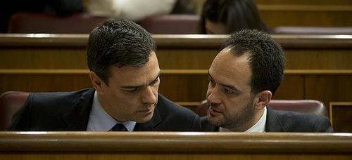 Rindase Señor Sánchez