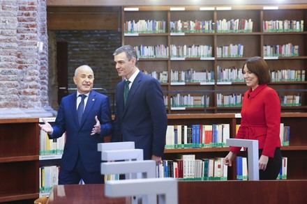 Sánchez acalla las críticas a Montero prometiendo proteger la calidad del sistema universitario español