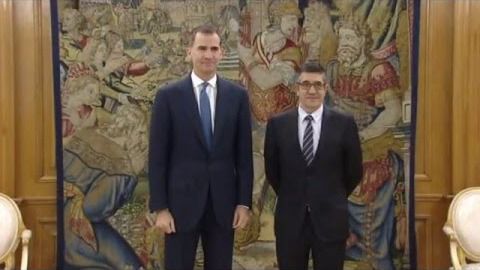 Felipe VI vuelve a tomar la iniciativa