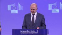 La Comisión Europea decide aplazar nuestra multa