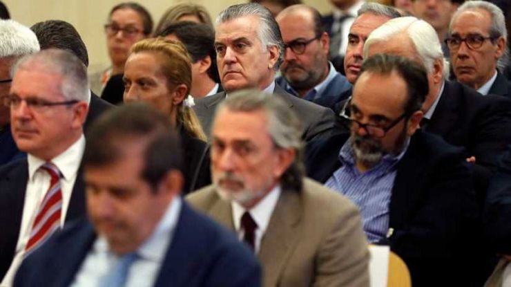 Bárcenas: 'He venido a defenderme, no a cargar contra nadie'