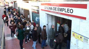 Sube el paro en casi 60.000 personas en enero