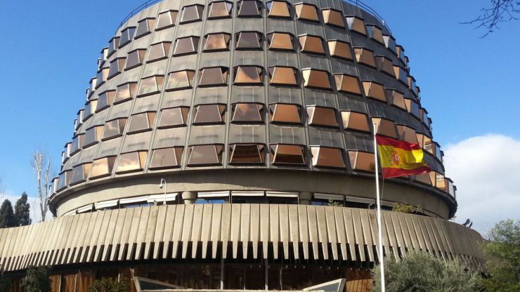 El Constitucional frena la ley de ruptura que aprobó el Parlament