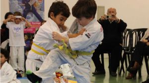 Convivencia y diversión en el Encuentro Escolar de Judo Attendis coordinado por la EDM Alianza KSV en Almería