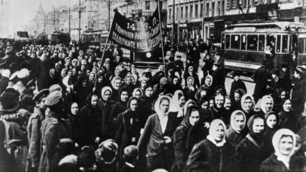 Huelga del día 8, reflexionar y actuar en consecuencia