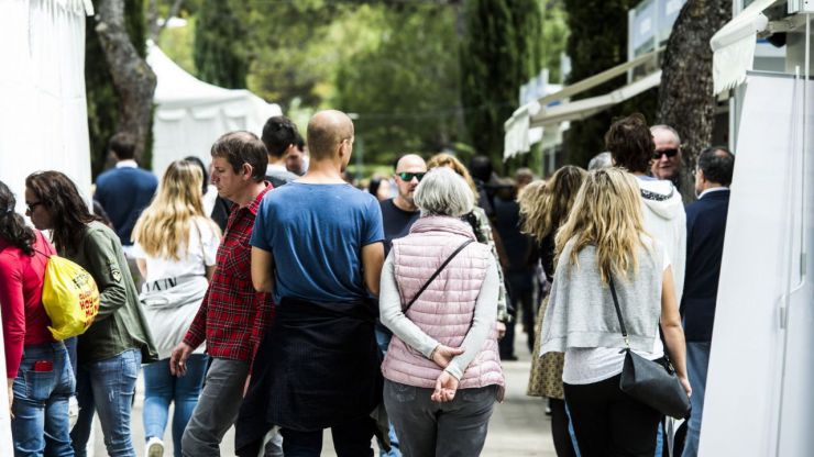 La Feria del Libro congregó durante el fin de semana a cientos de pozueleros