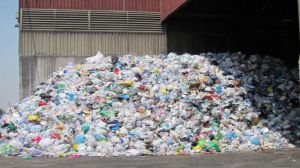La Comisión Europea busca acabar con los plásticos de un sólo uso