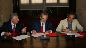 El Ayuntamiento de Sevilla suscribe un convenio de colaboración para la cesión de viviendas de Emvisesa