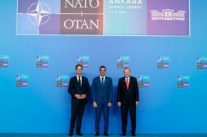 Rutte defiende la unidad de la OTAN a pesar de las críticas de Trump a España