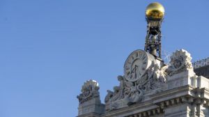 España se enfrenta a una caída del PIB de hasta el -13,6% y un auge del déficit hasta el 11%