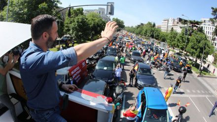 Abascal y su particular 'caza de brujas' a los 'verificadores' de noticias