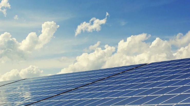 La energía solar como motor para la recuperación económica y frenar el cambio climático
