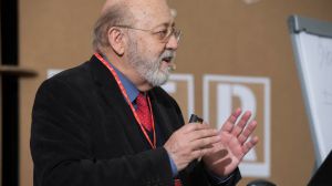 CIS: El PP recorta distancia al PSOE y Podemos desbanca a Vox de la tercera posición