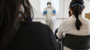 La falta de EPI y pruebas diagnósticas mermaron la capacidad de respuesta a la epidemia