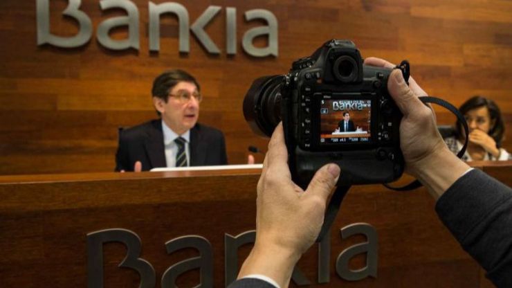 CaixaBank y Bankia estudian la mayor fusión de la banca en plena pandemia