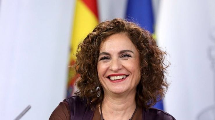 María Jesús Montero anuncia que 'la regla de gasto se suspende para 2020'